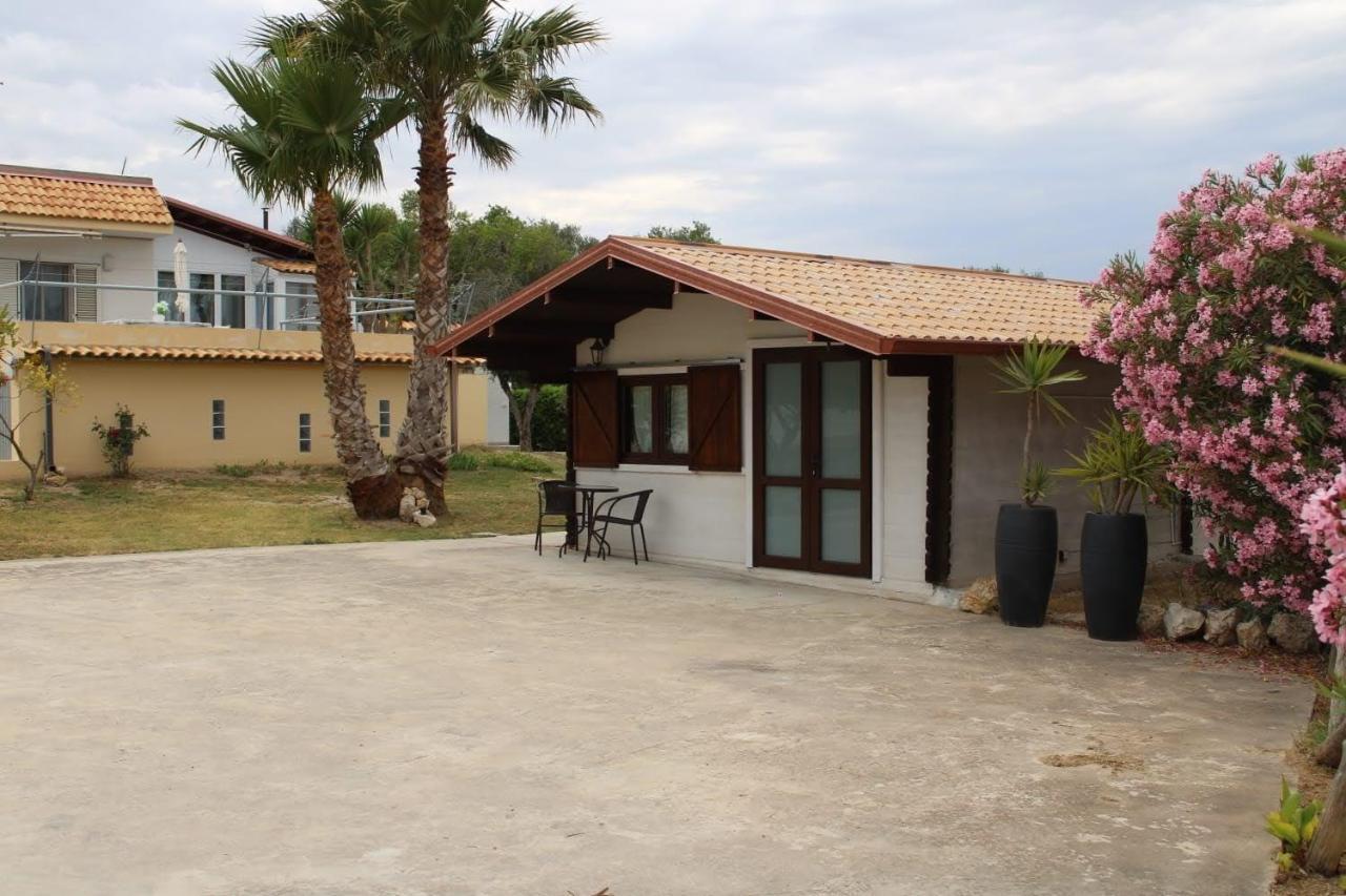 Chalet Bianca Vila Pachino Exterior foto